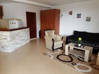 Апартаменты Apartment Tomanovic Бар Апартаменты с видом на море-1