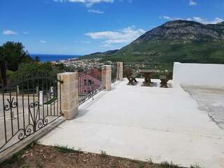 Апартаменты Apartment Tomanovic Бар Апартаменты с видом на море-32